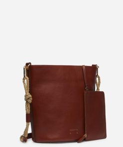 Urbanwearco.shopc256129d00 2